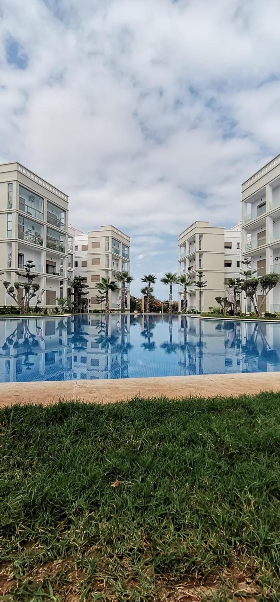Grand Appartement Vue Golf A 2 Min De La Plage Bouznika Eksteriør bilde